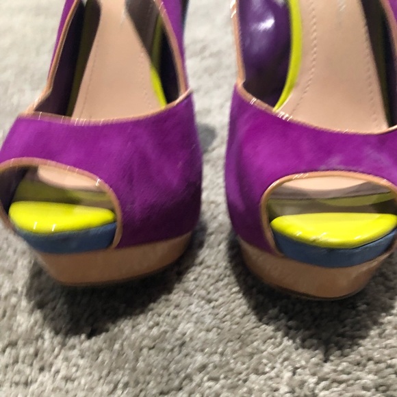 Jessica Simpson multi colored heels - Picture 2 of 5